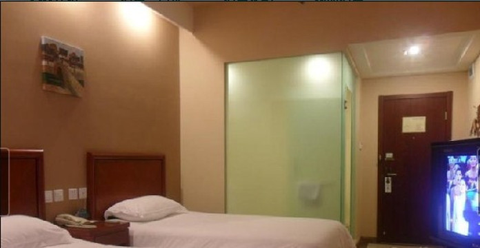 柏林派酒店(太原五一路山大二院店)主图