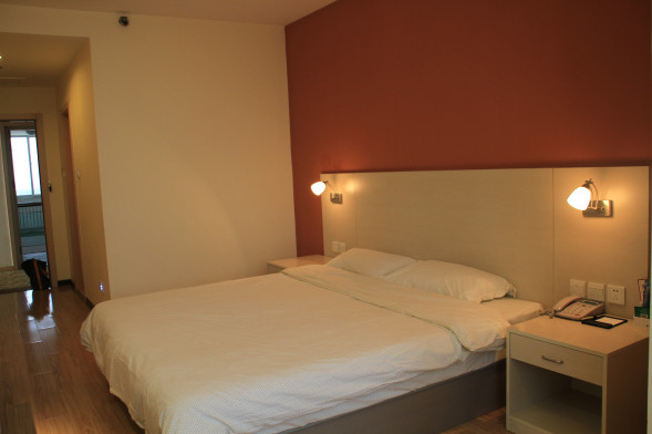 华通商务快捷酒店主图