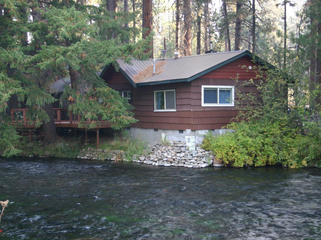 Metolious River Lodges