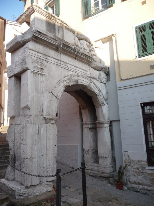 Arco di Riccardo-的里雅斯特必去景点