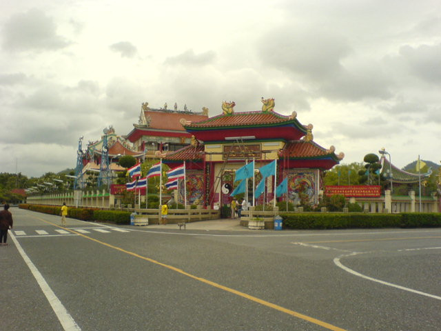 淡浮院 (Viharnra Sien)-芭堤雅必去景点
