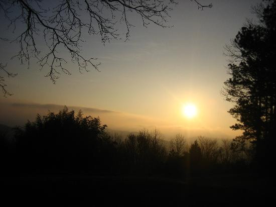 Sky-Vue Lodge Bed and Breakfast主图