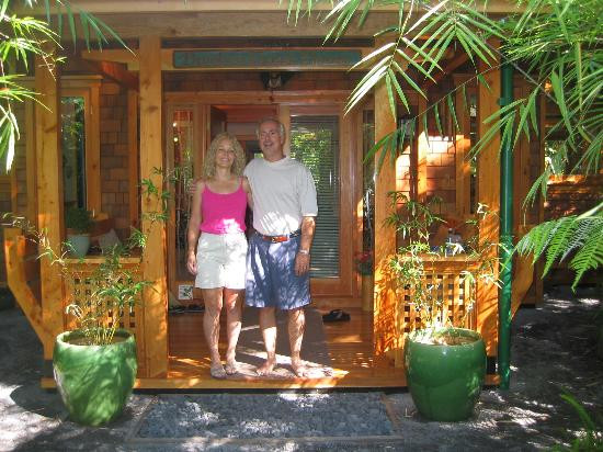 雨林度假酒店主图