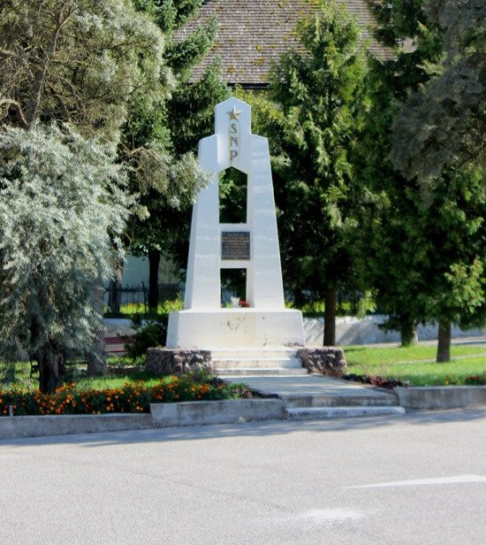 Pomnik Obetiam SNP景点图片