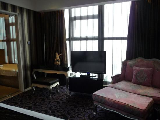 洛阳克丽司汀酒店主图