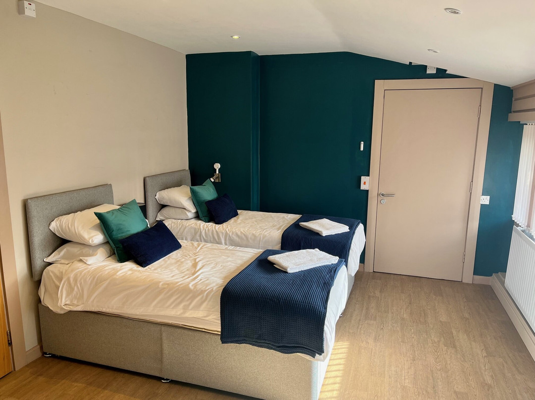 Plas Menai B&b
