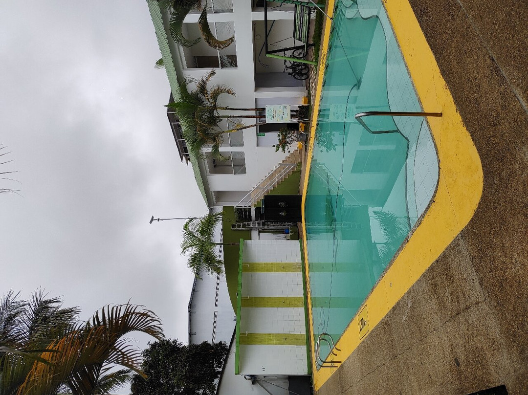 Waira Suites Hotel主图