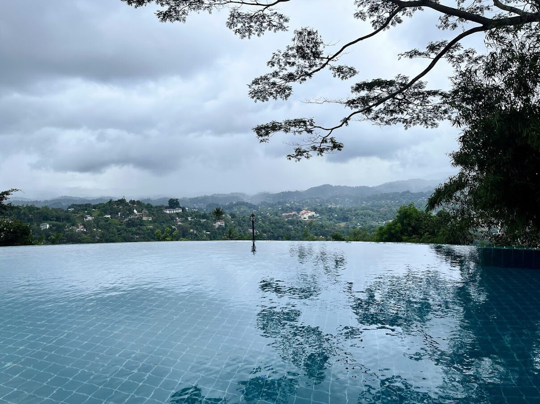 兰多雷豪华度假村主图