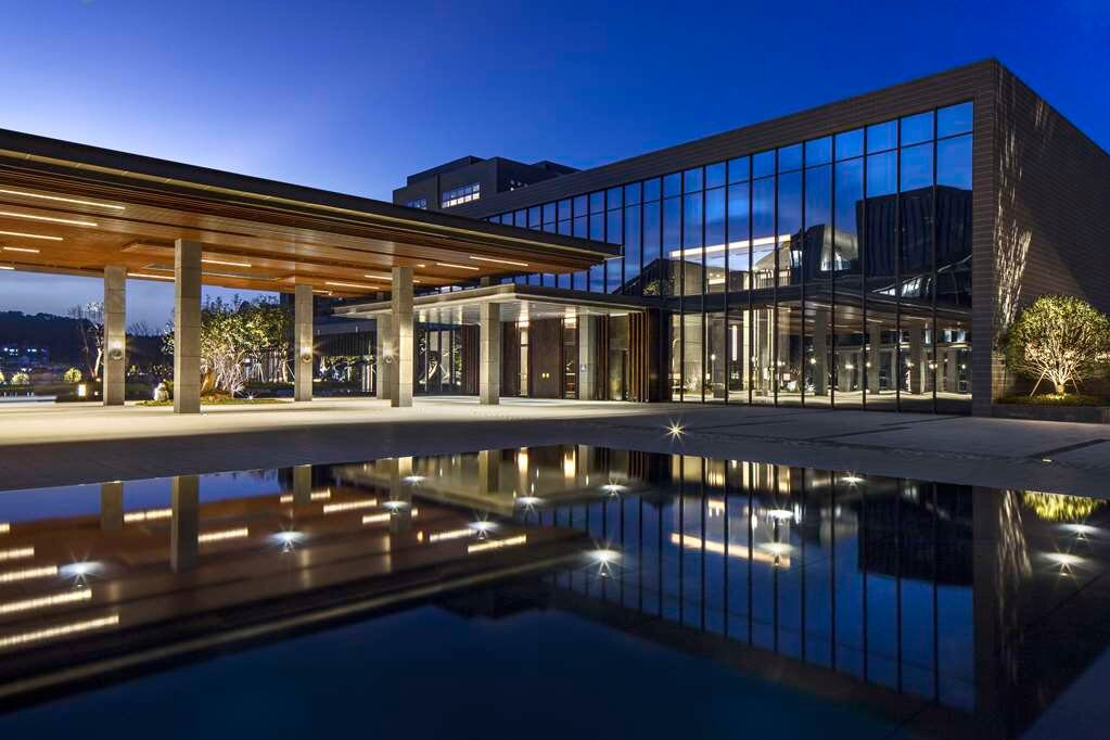 Hilton Ningbo Dongqian Lake主图