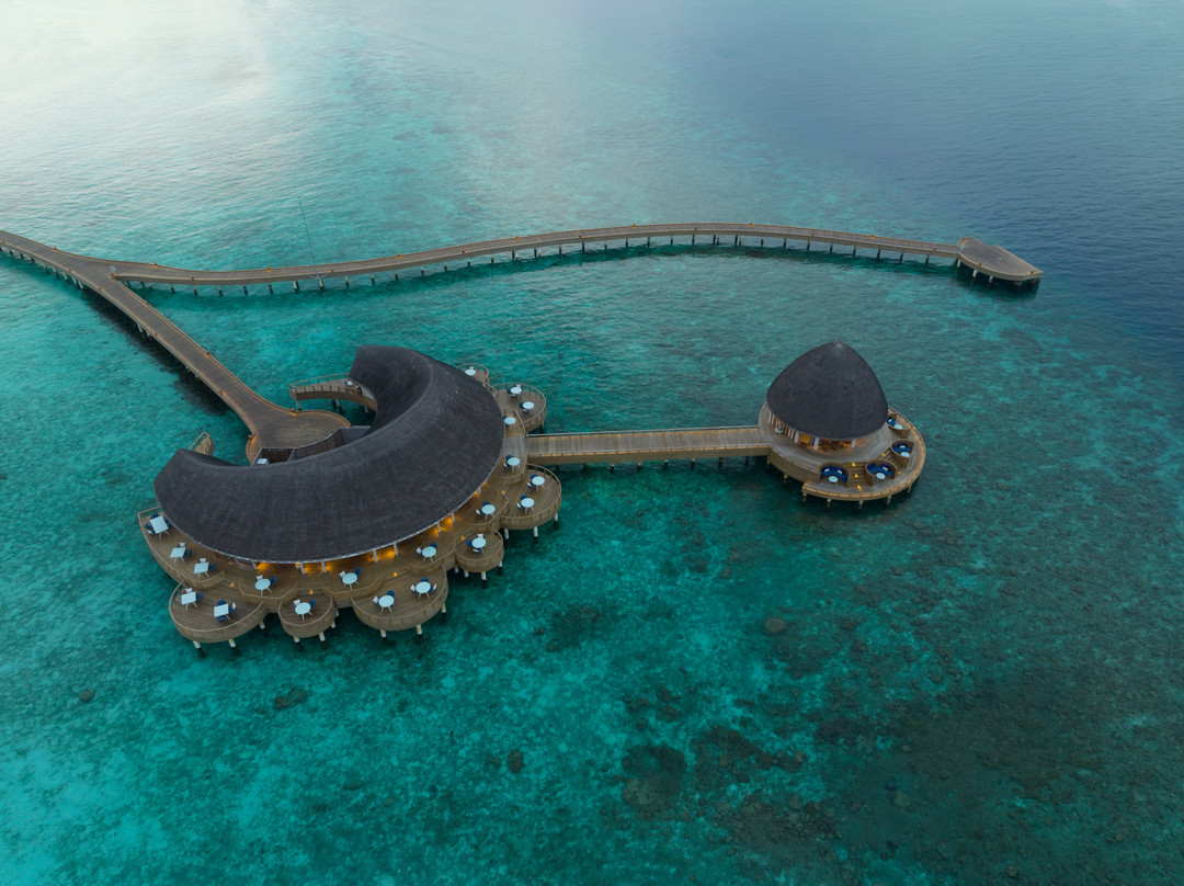 Emerald Faarufushi Resort & Spa主图