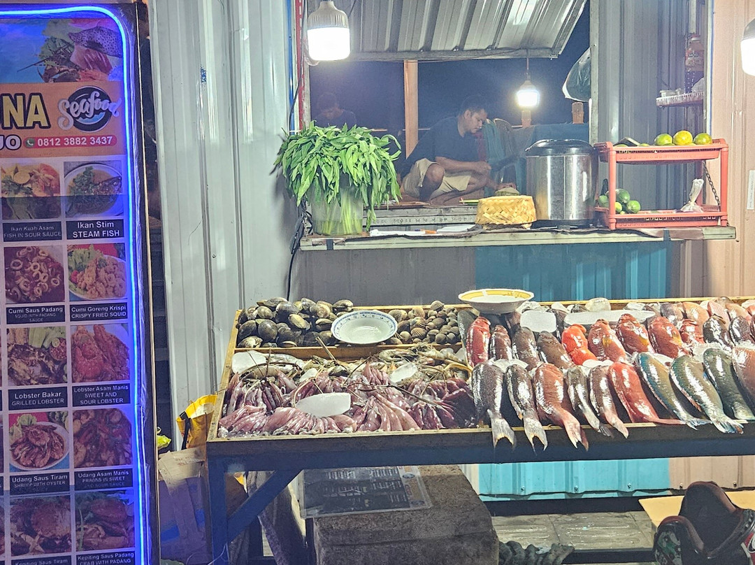 SO Bajo Night Market景点图片