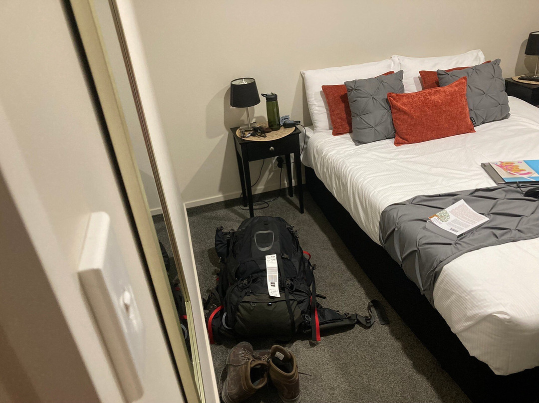 中心球场汽车旅馆主图