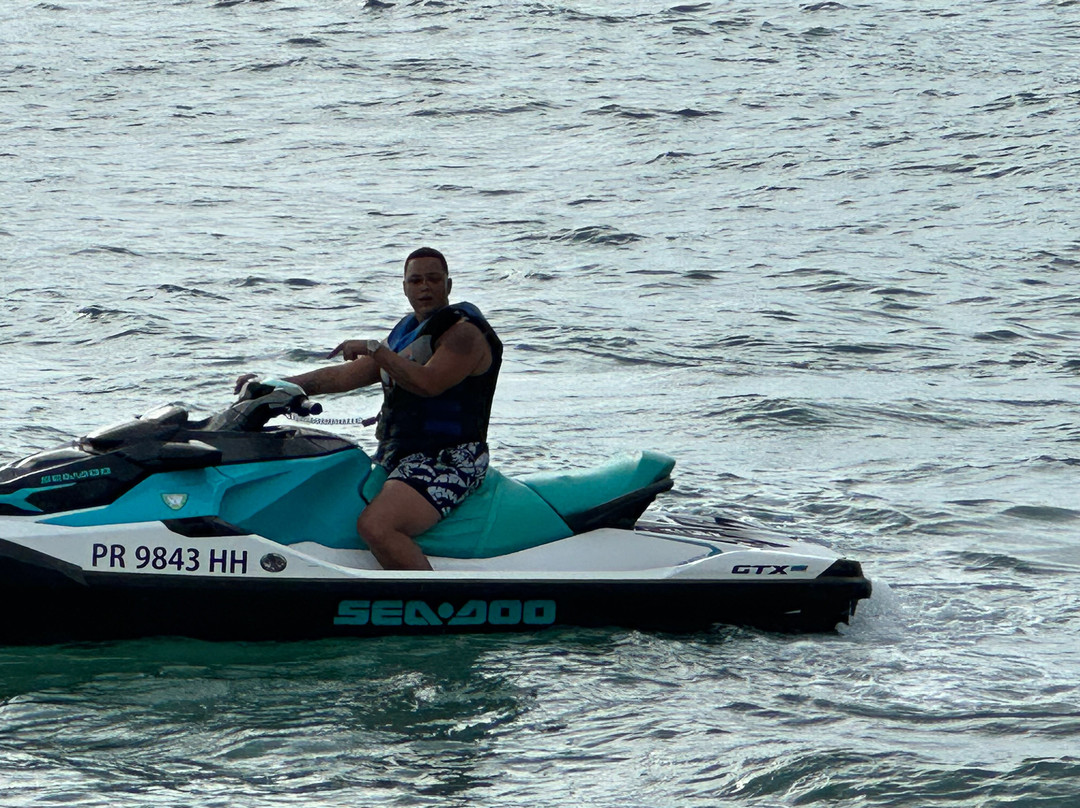 Ocean Water Sport-Aguadilla必去景点