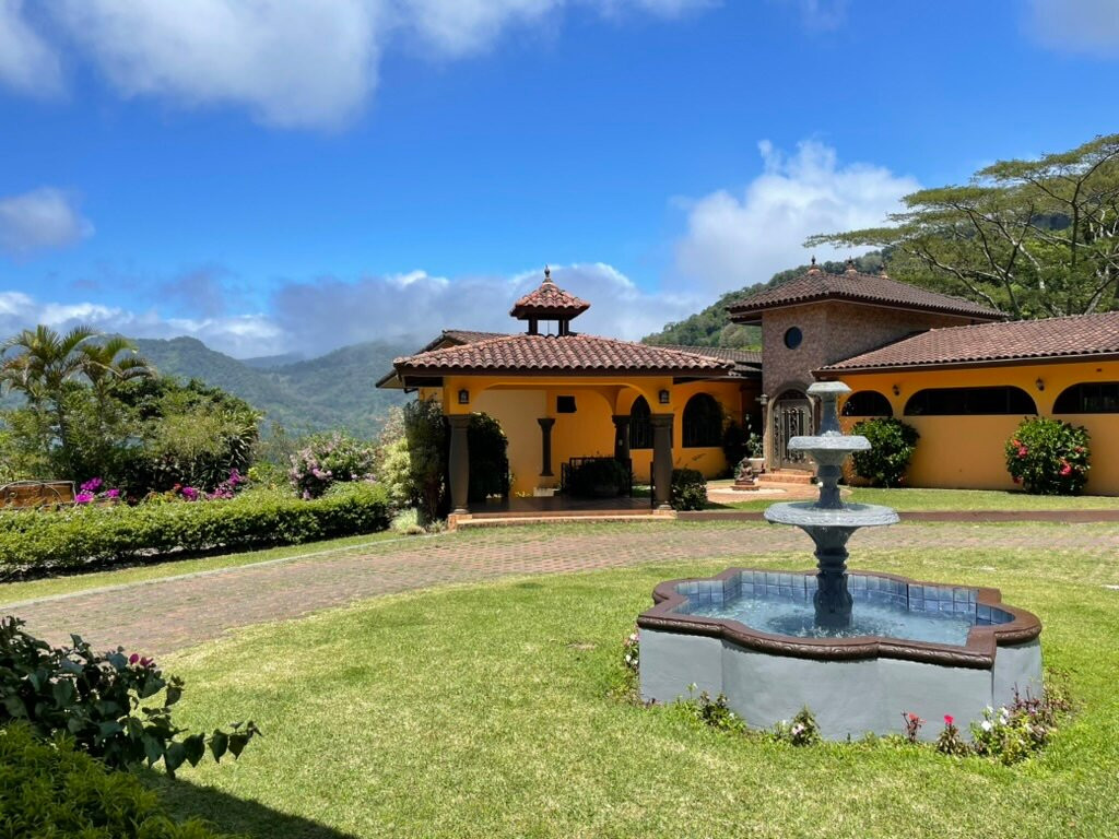 Los Establos Boutique Inn主图