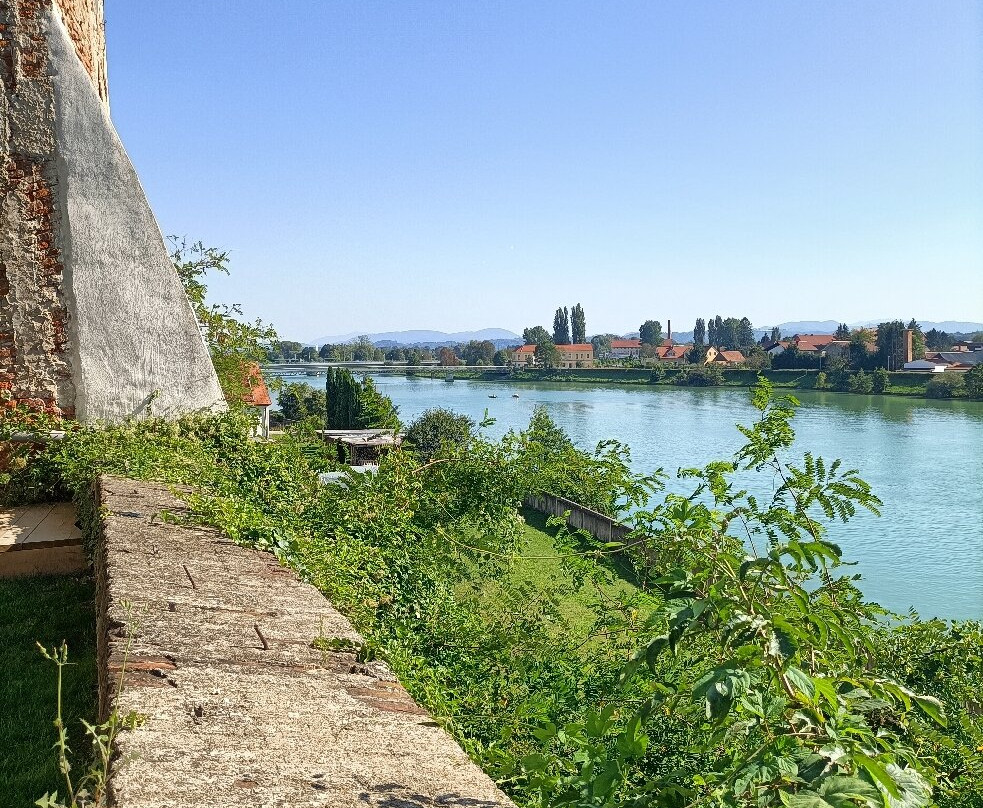 Dominican Monastery (Dominikanski samostan)景点图片