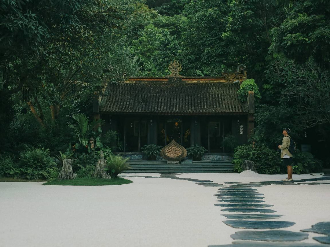 Phi Lai Temple Pagoda景点图片