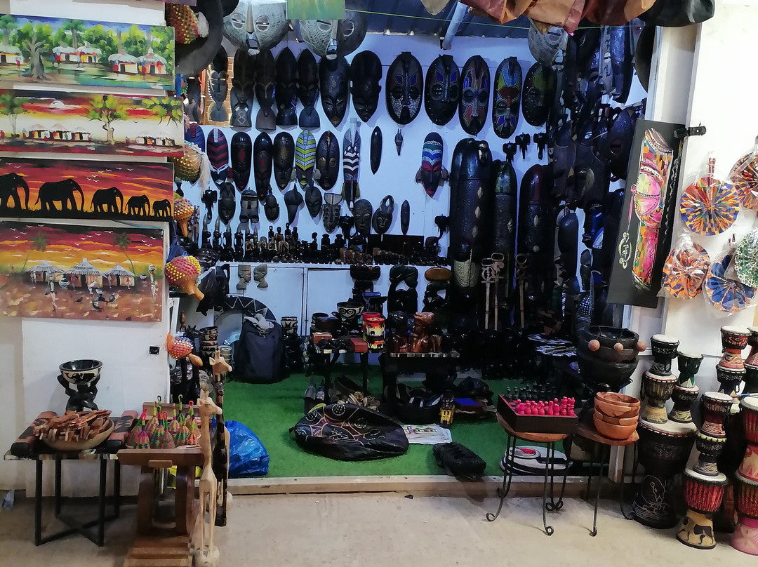 Tetteh Quarshie art market-阿克拉必去景点