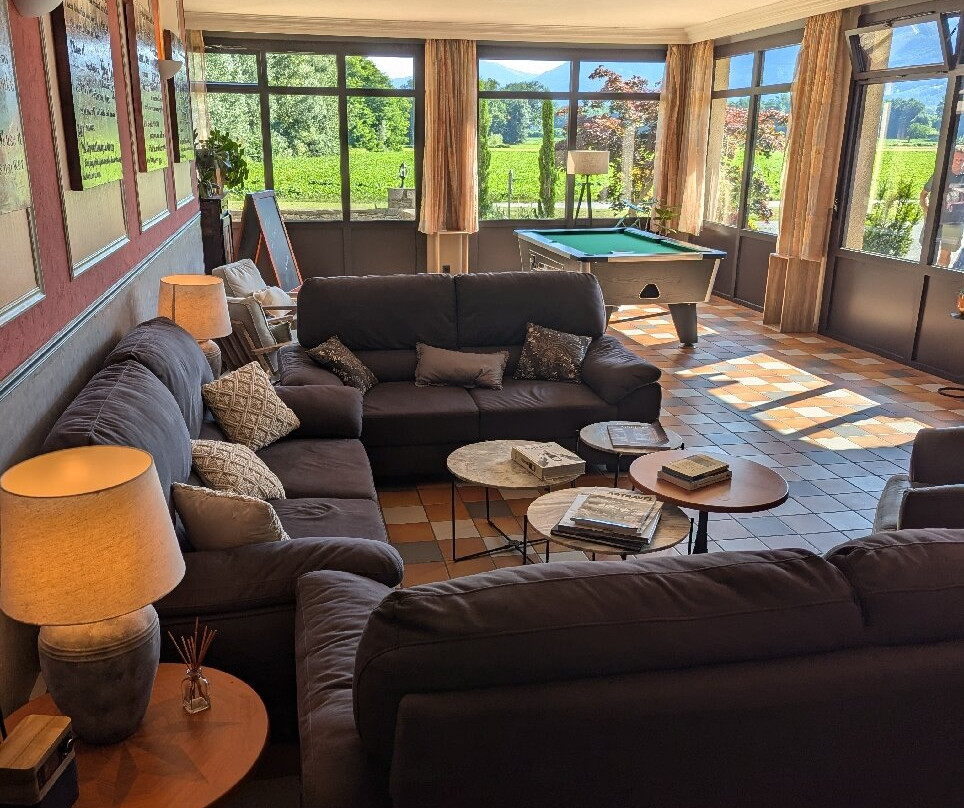 Le Sainte-Helene主图