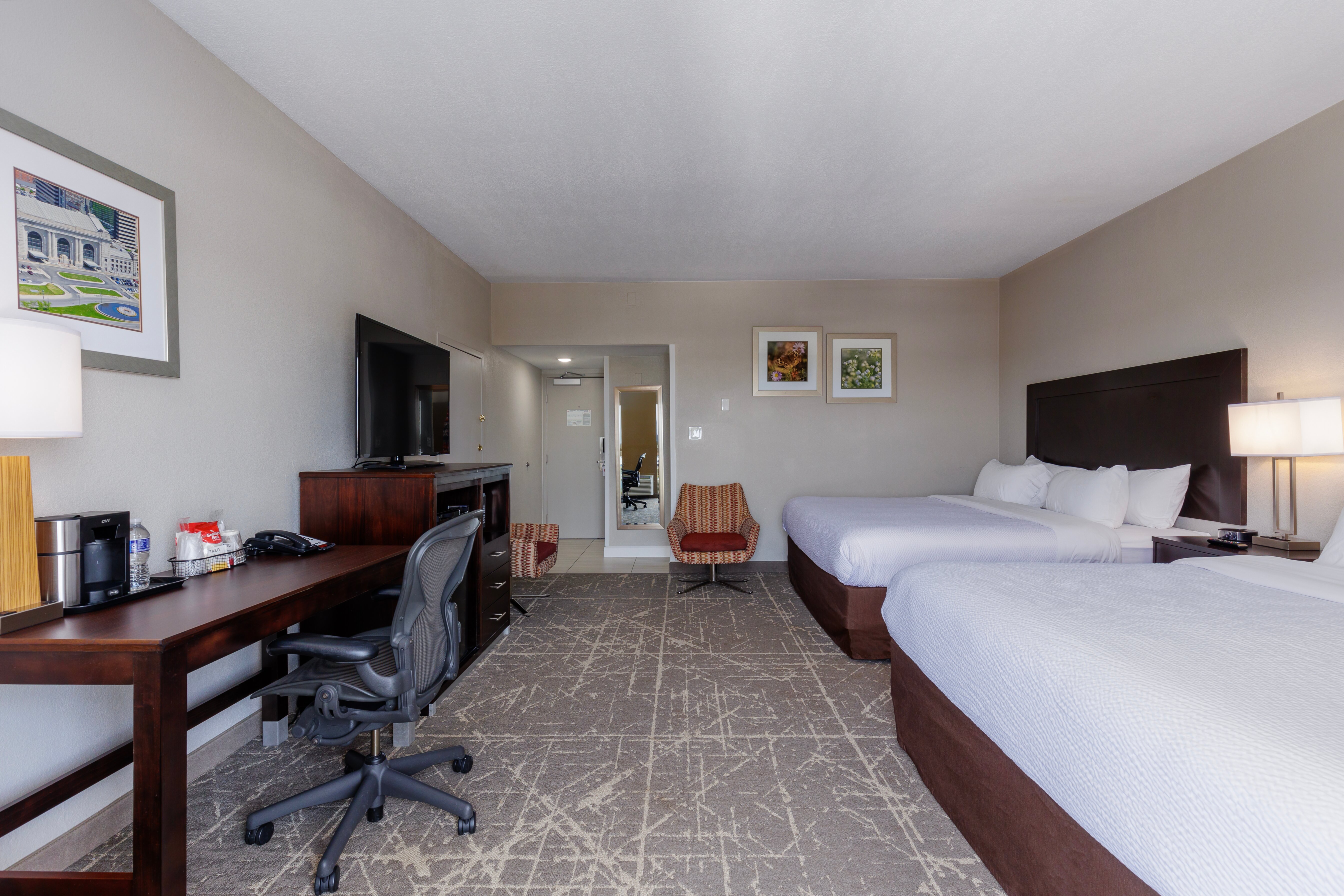 Orangewood Inn & Suites Kansas City Airport-客卧