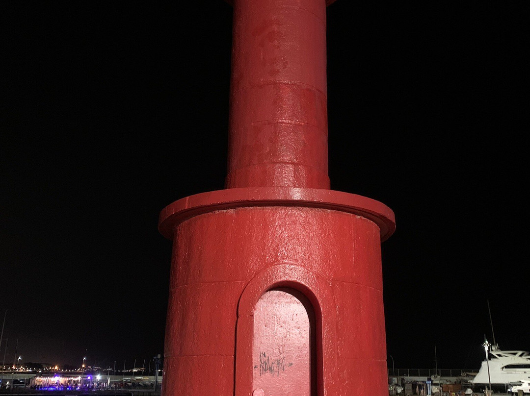 El Faro Rojo景点图片