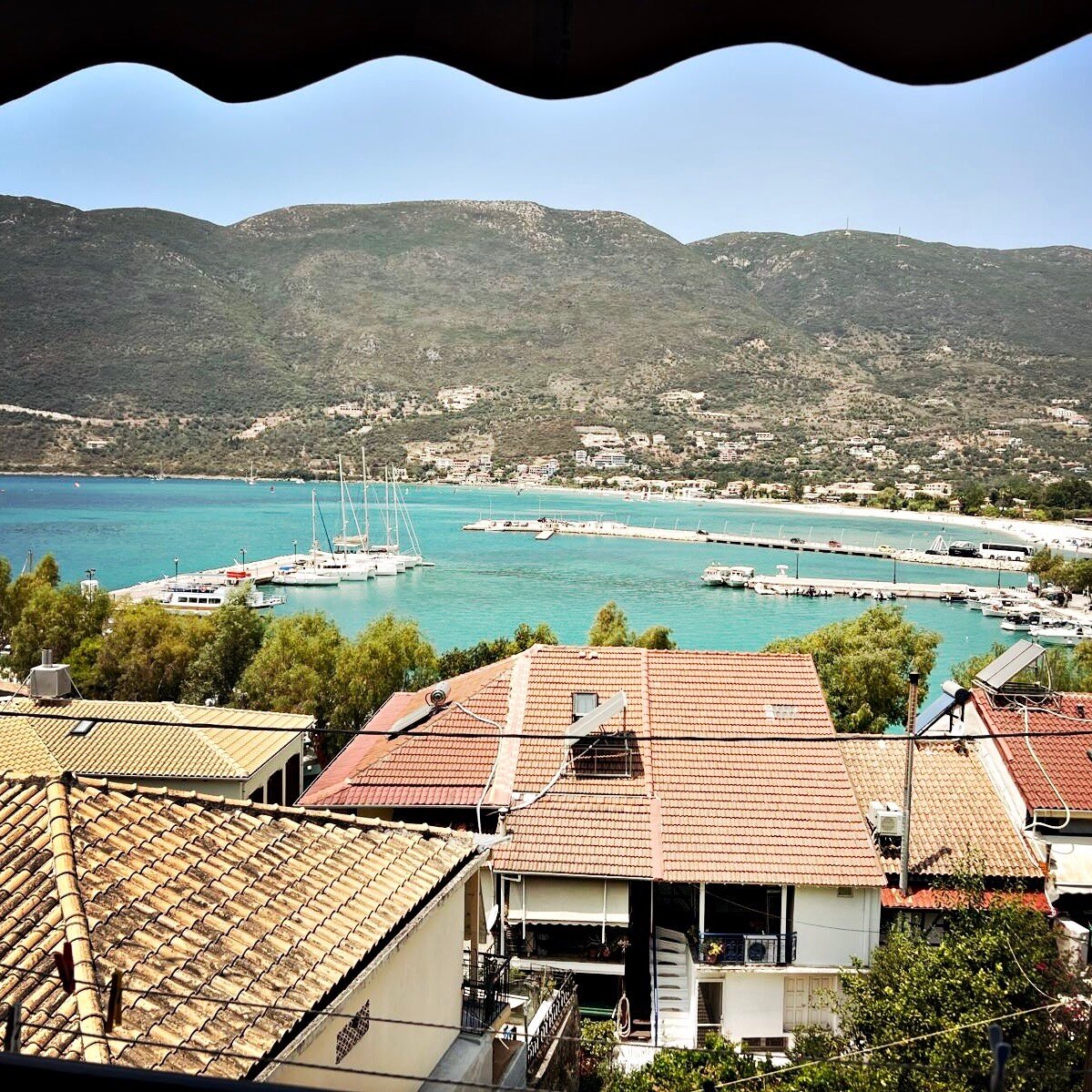 Vasiliki Blue-官方