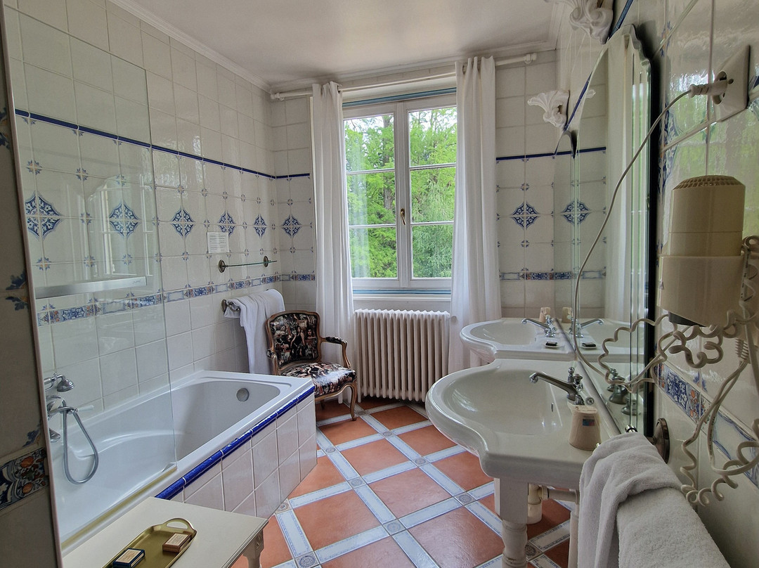 Hostellerie Du Chateau Les Muids主图