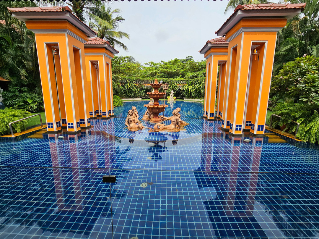 梅菲尔礁湖酒店主图