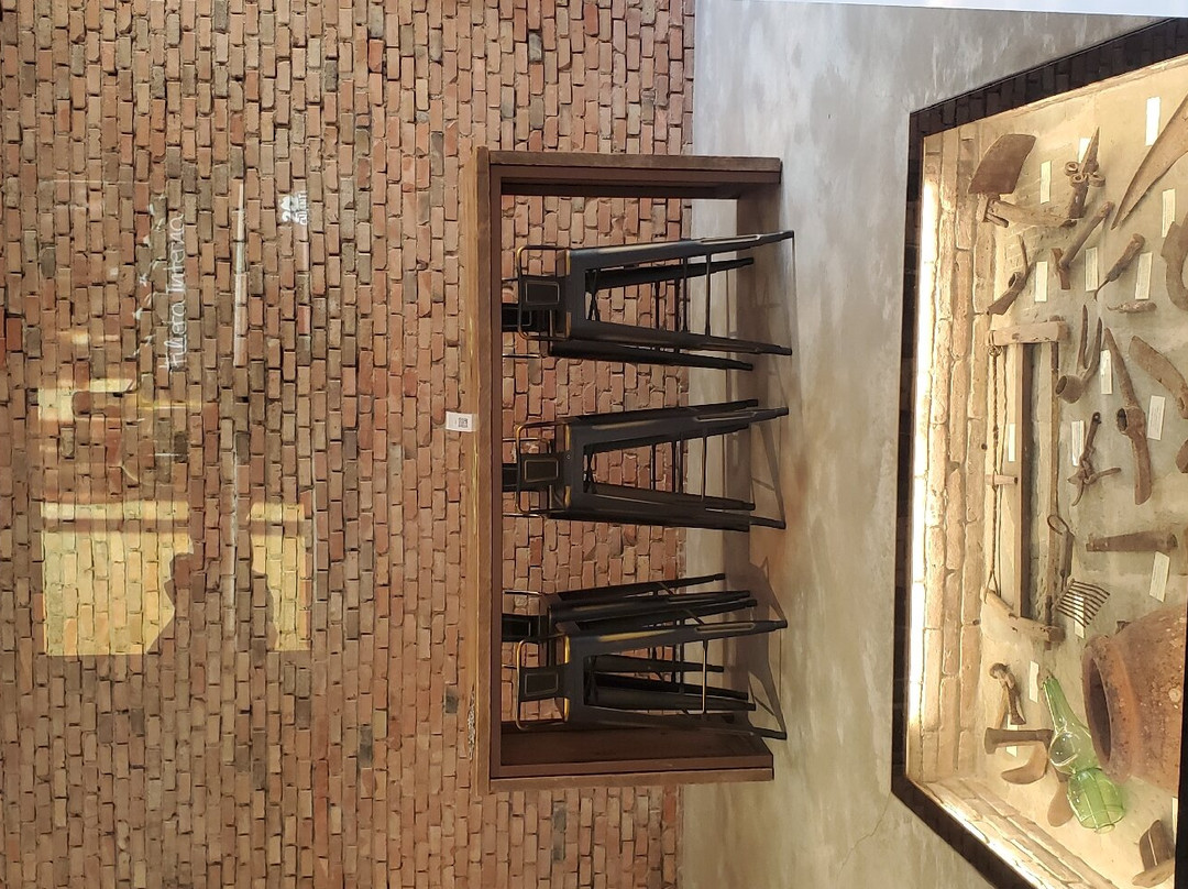 Pruneti Extra Gallery-格雷韦伊恩基亚恩蒂必去景点