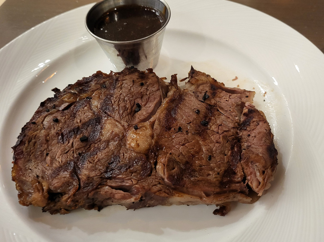 Embassy Suites by Hilton College Station主图