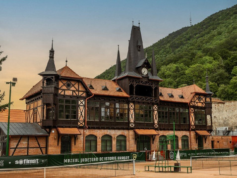 Olimpia - Muzeul Sportului și Turismului Montan