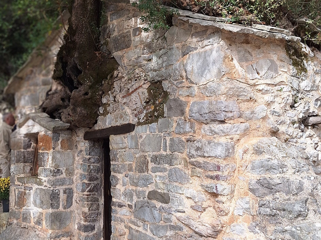 Agia Theodora-Vastas必去景点