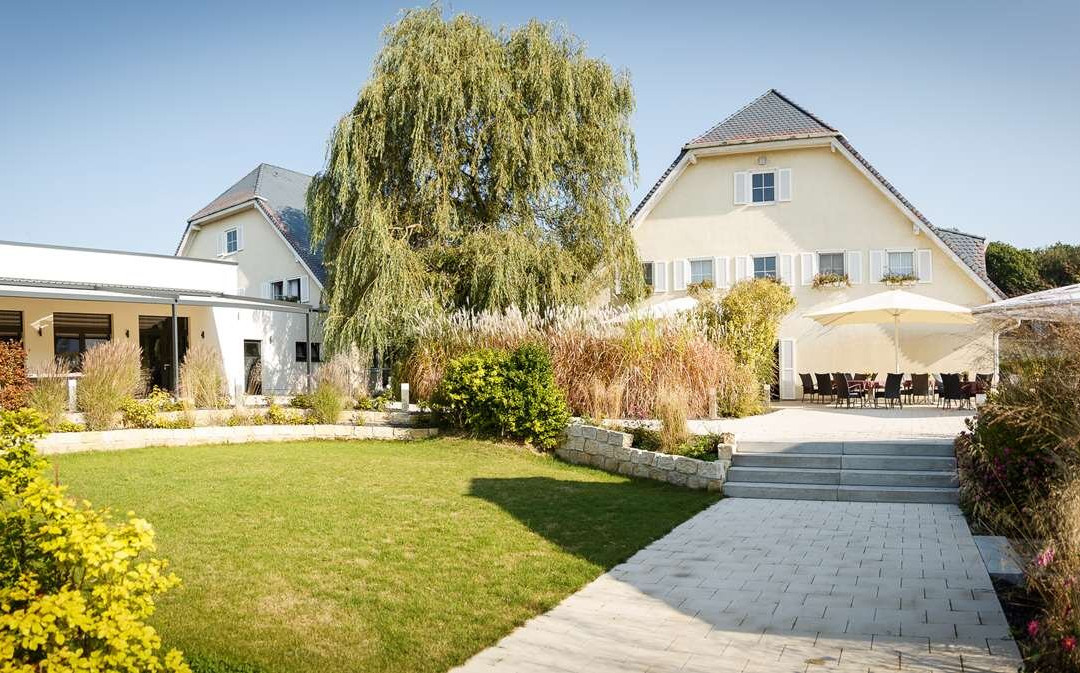 Stuerza酒店住宿-Landhaus Nicolai Hotel & Restaurant