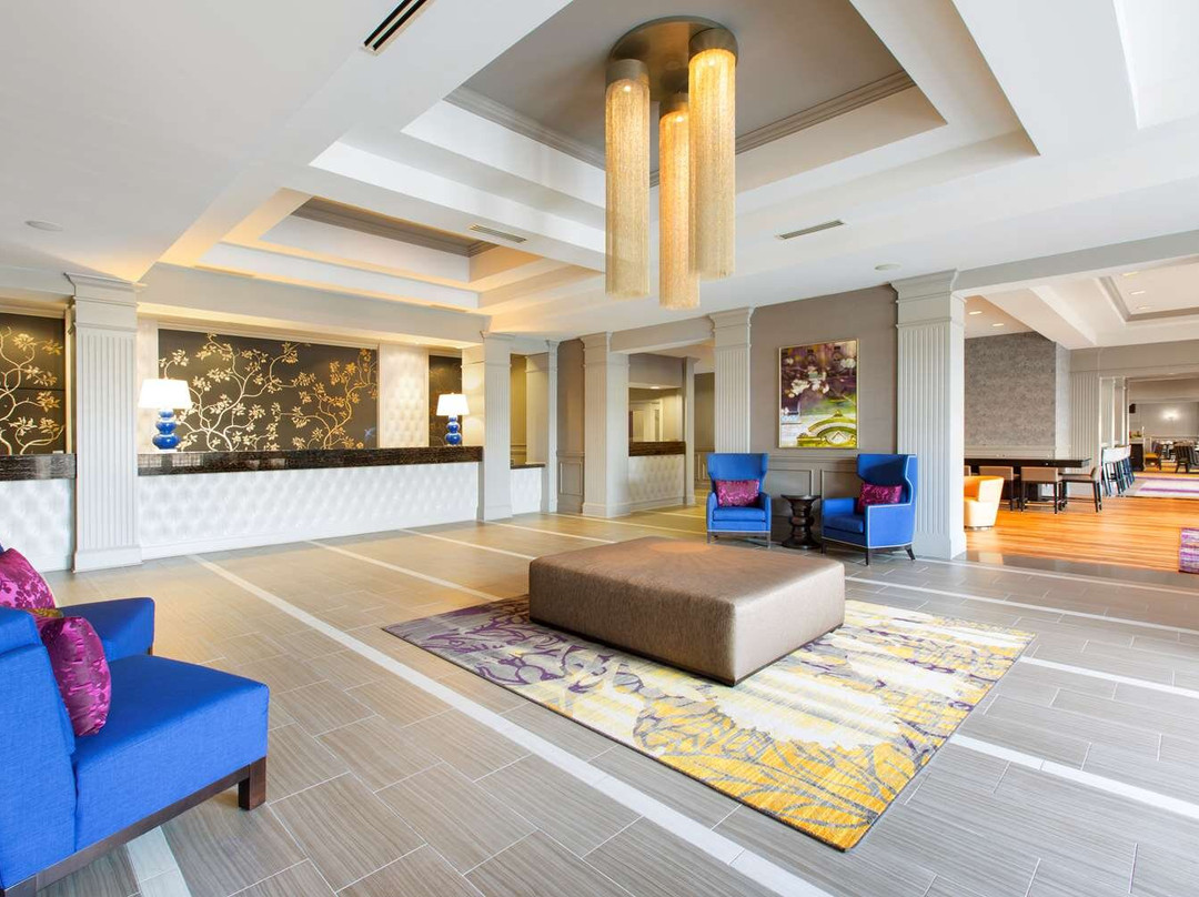 DoubleTree by Hilton Hotel Savannah Historic District