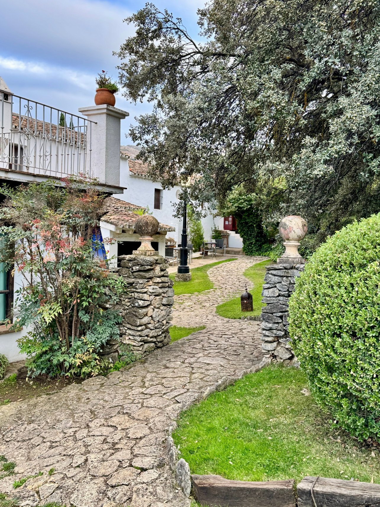 伦达支柱精品酒店-官方