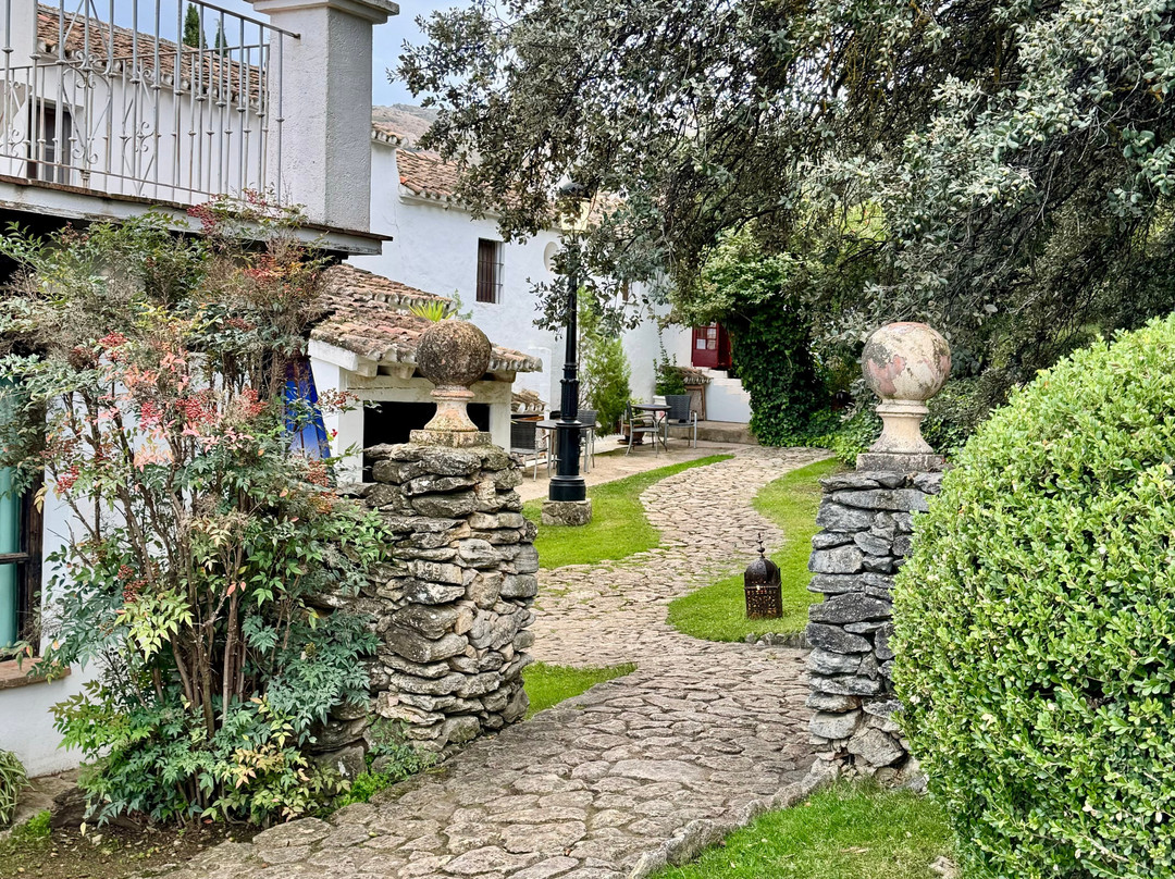 伦达支柱精品酒店主图