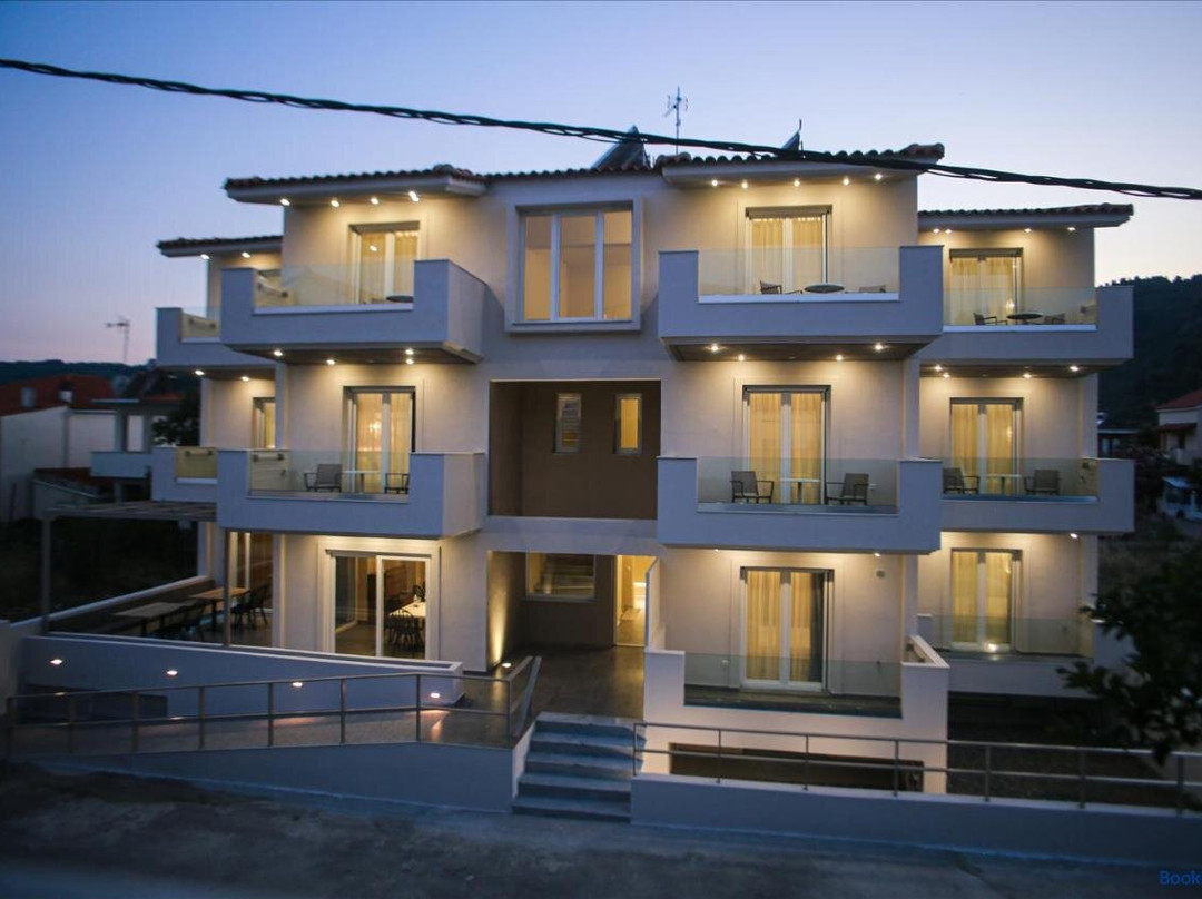 Verano Apartments主图