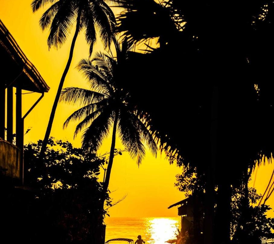 Relax You're On Beach Guesthouse