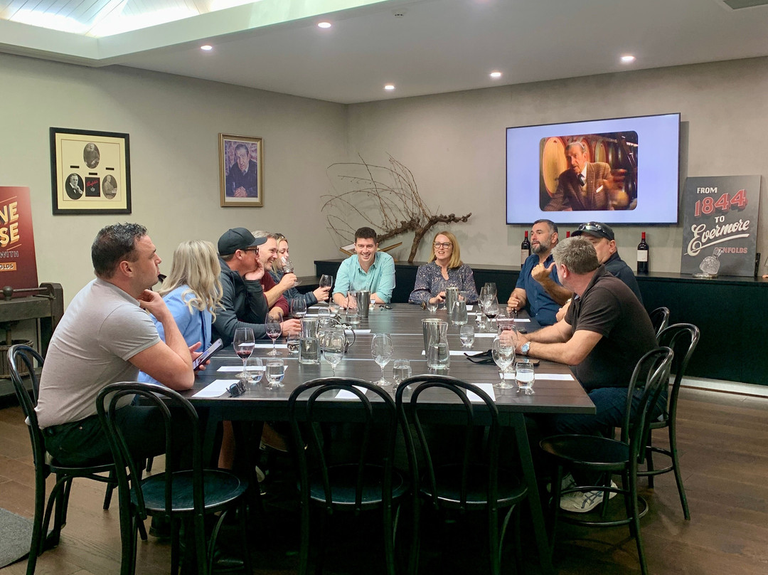 Benders Bus Tours-阿德莱德必去景点