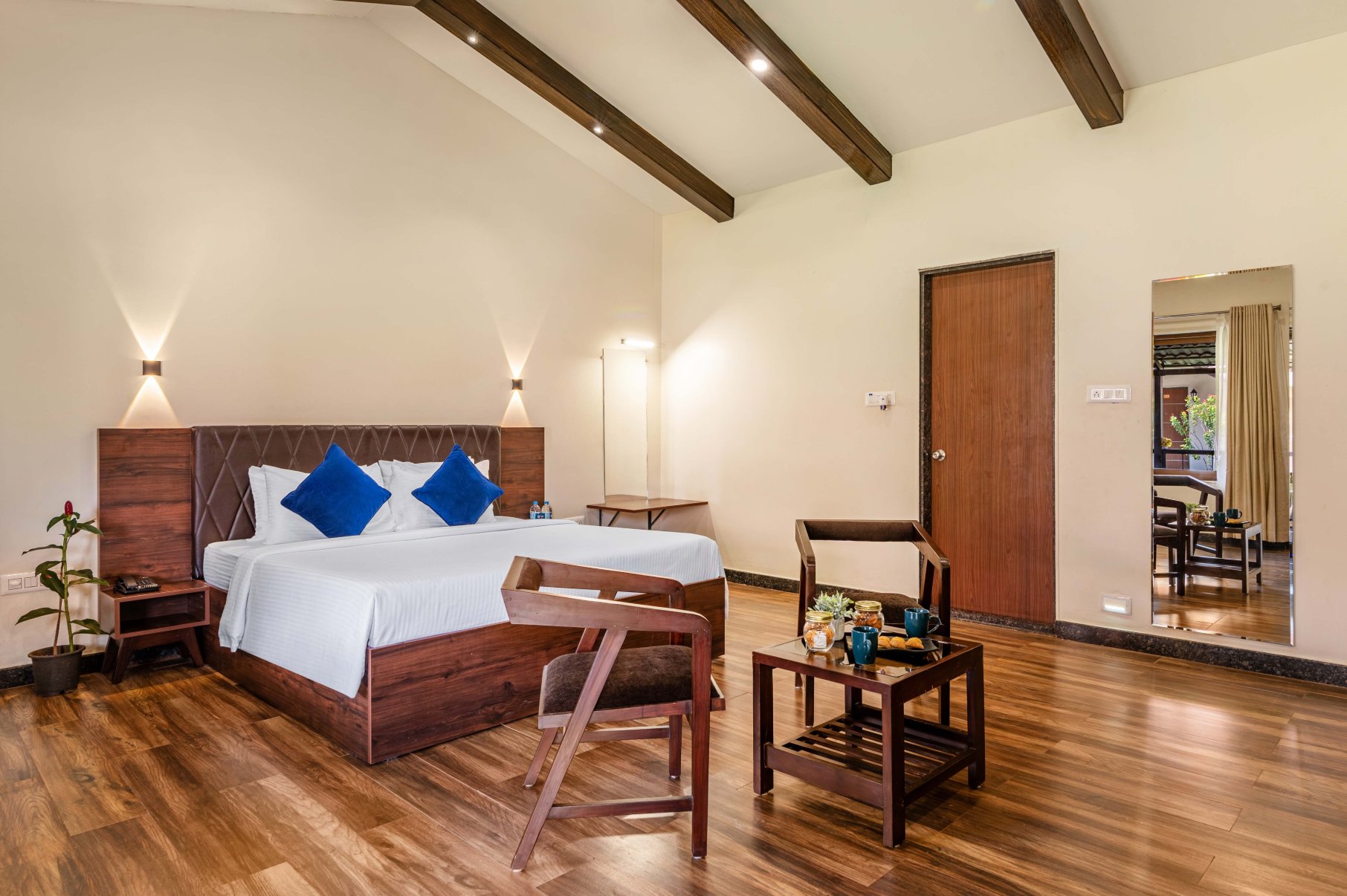 Sterling Banashree Badami-客卧