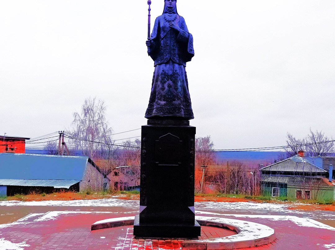 Monument to Queen Syuyumbike景点图片