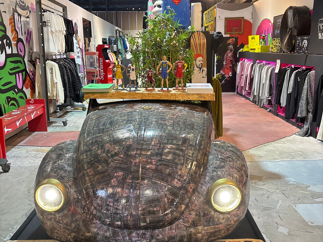 ZN Market Fashion Outlet景点图片