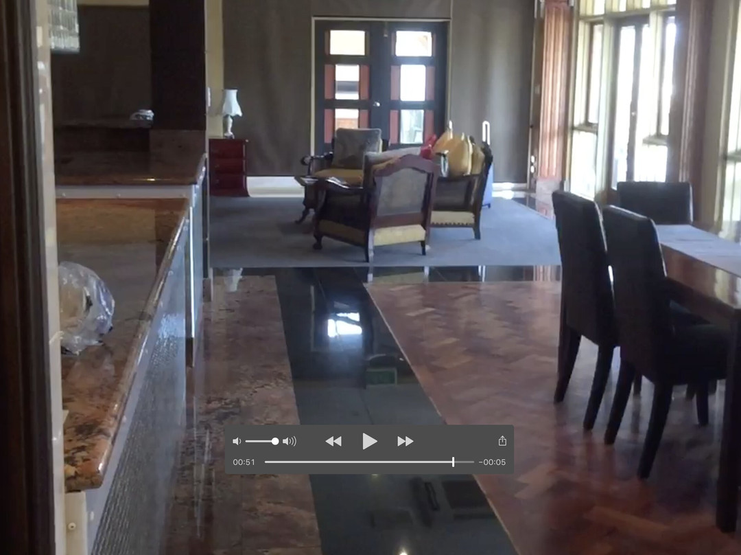 Ettalong Beach Tourist Resort主图