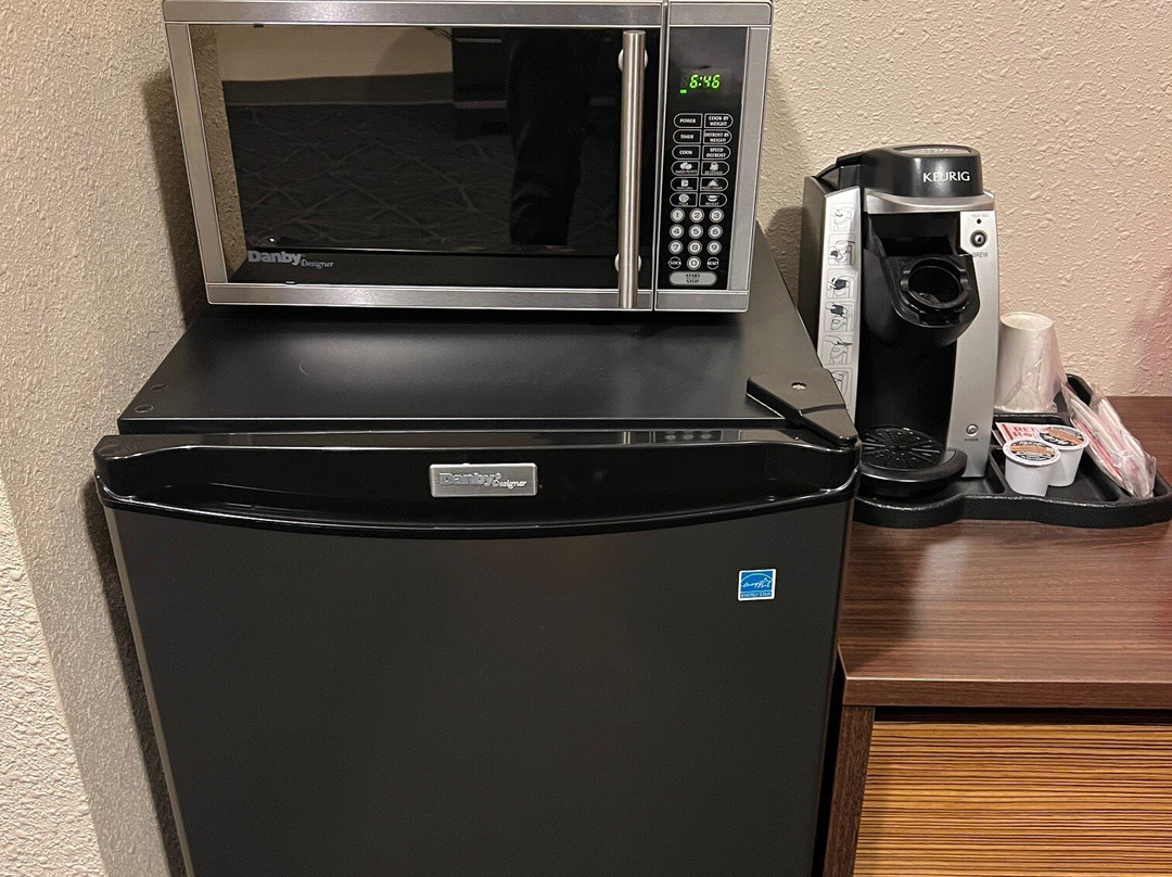 High Point Inn & Suites Peace River主图