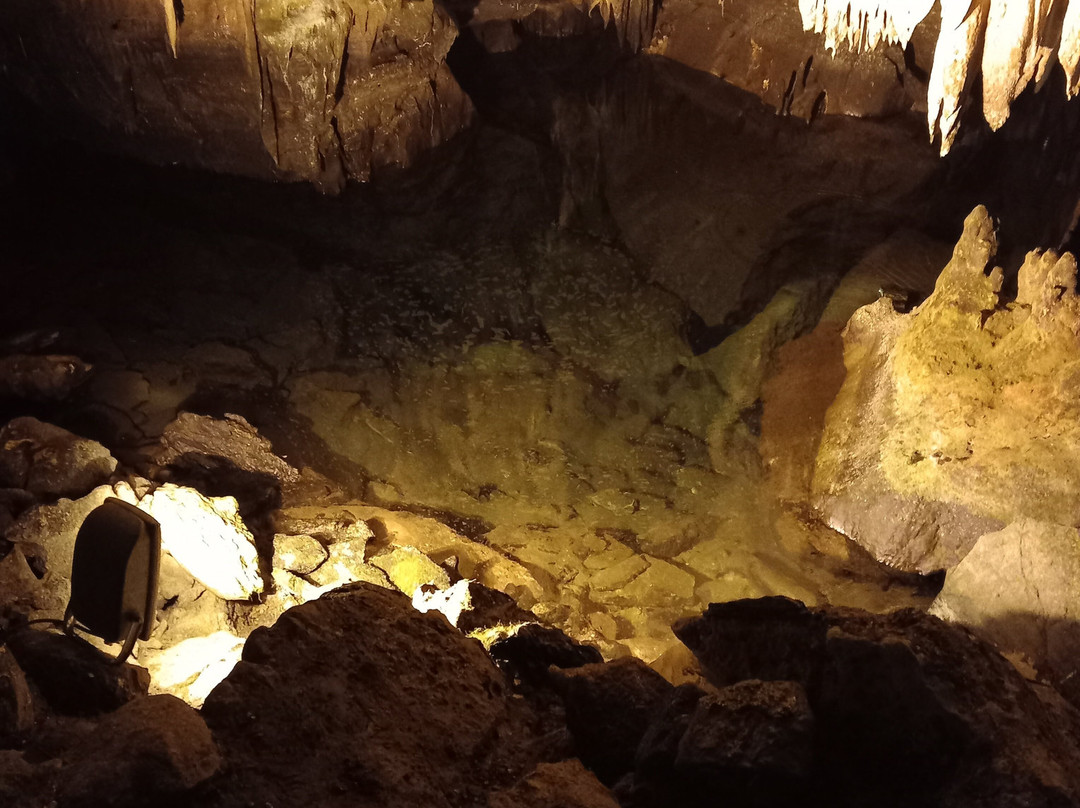 Kastria Cave of the Lakes景点图片