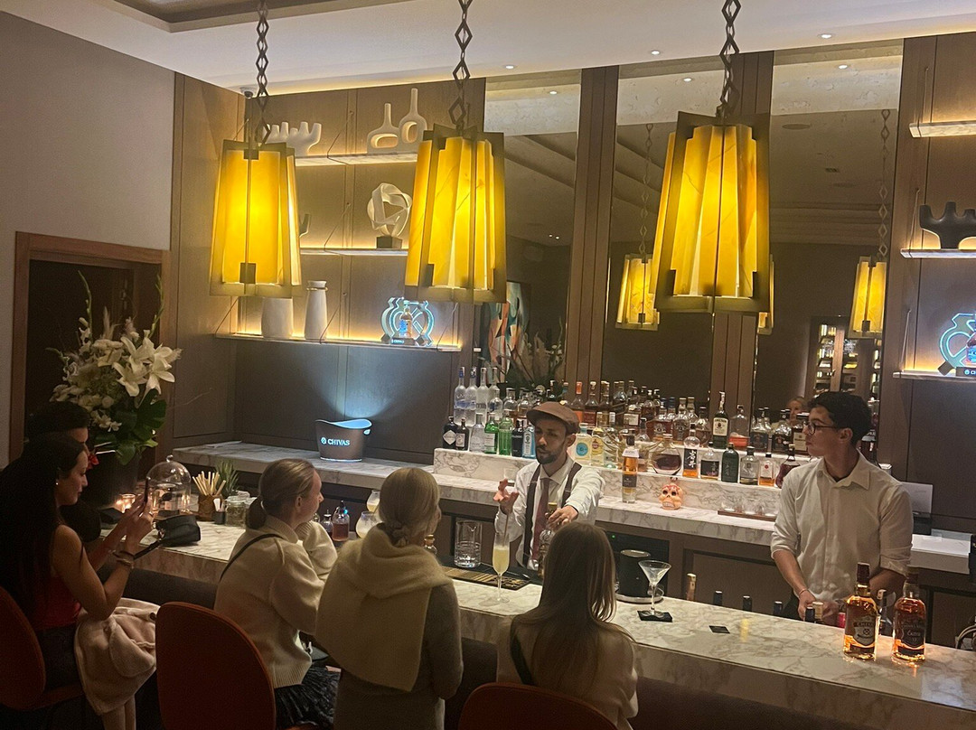 Imi Ouaddar餐馆和美食-Nola Bar