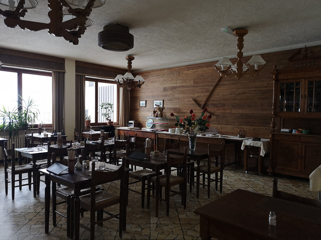 庞克塔酒店主图