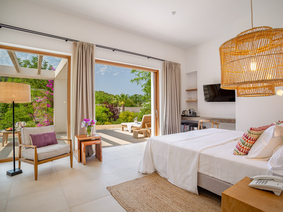 Hotel Rural Can Lluc Agroturismo主图