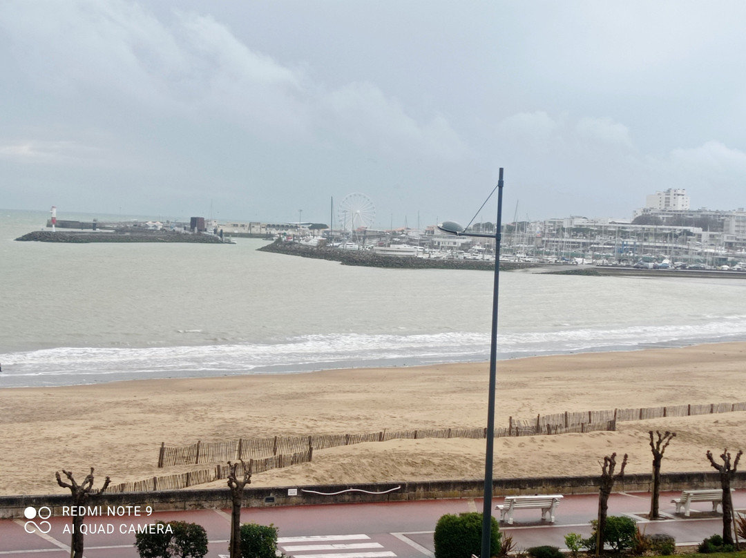 高尔夫家庭酒店主图