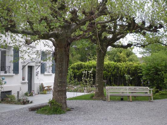 养兔场湖酒店主图