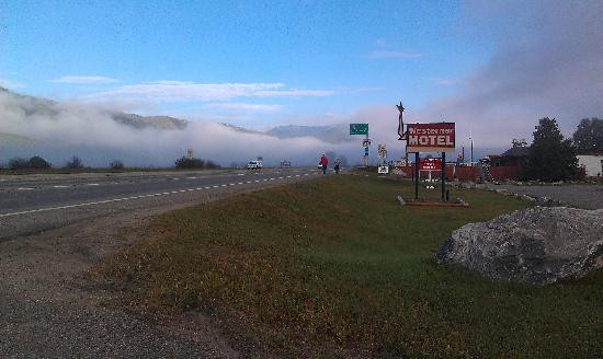 Homestead Motel主图